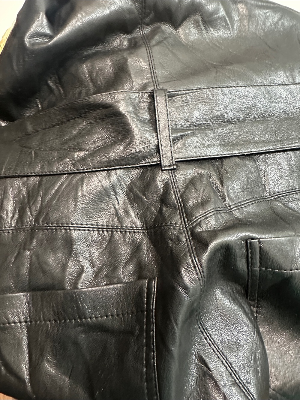 Nanushka Black Leather Short-Sleeve Trench Coat with Belt - Picture 10 of 10